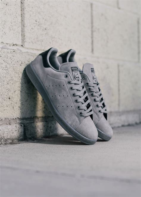 adidas stan smith men's suede.